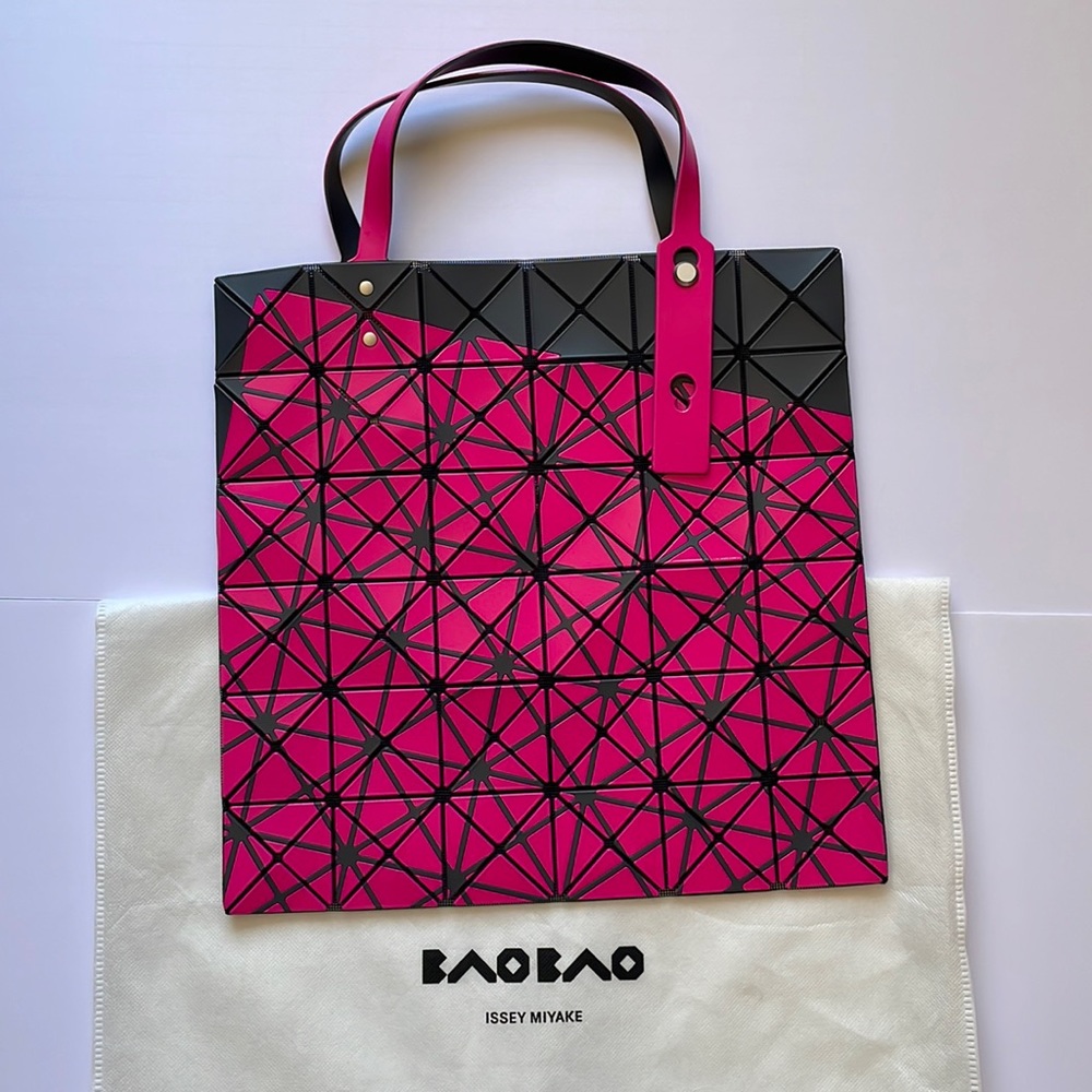 Bao Bao 6x6 tote